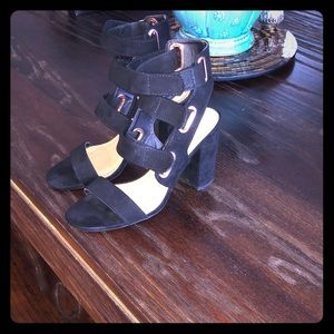 Qupid strappy black heels 7.5